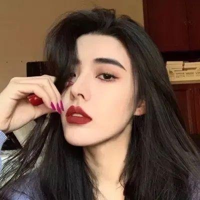 净身出户后，夺回豪门人生